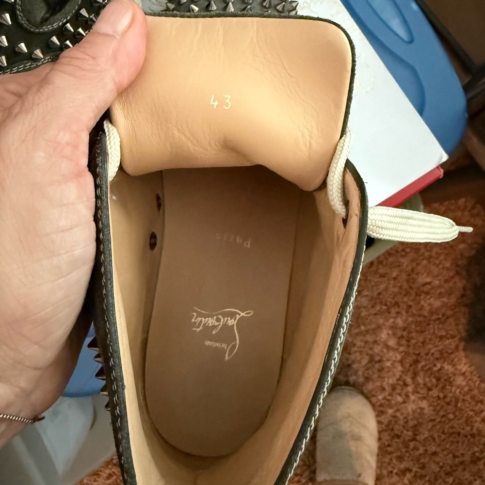 Christian Louboutin Gray suede & hint of deep green Sneakers studs & Cream Laces - Picture 10 of 10